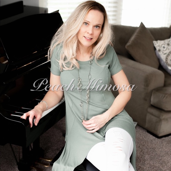 Ribbed tunic top - Picture 2 of 5